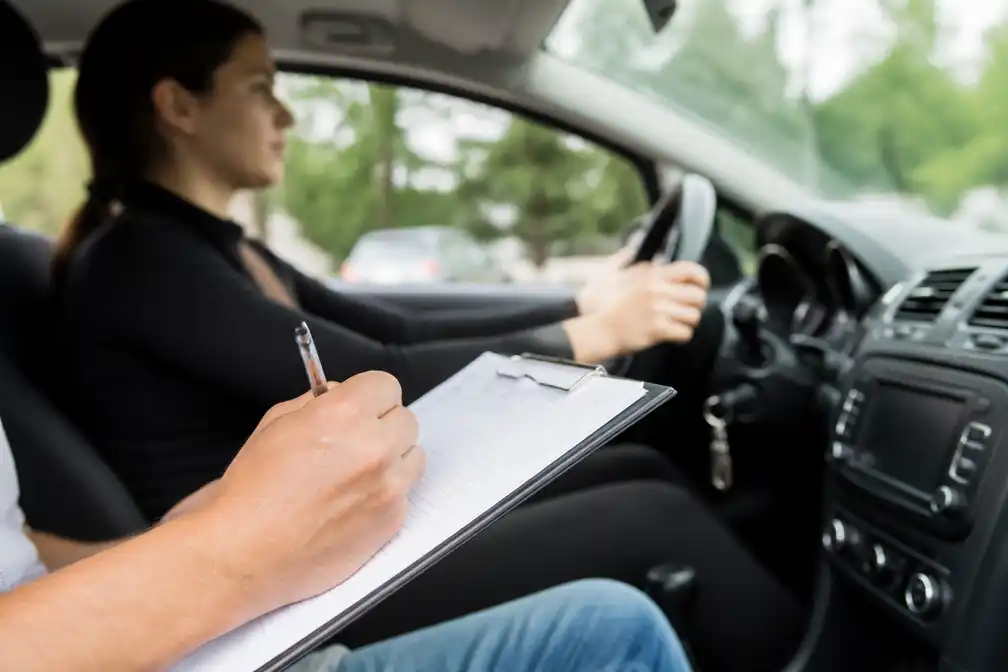 Brussel schrapt verplichte EHBO-opleiding voor rijbewijs vanaf 15 augustus