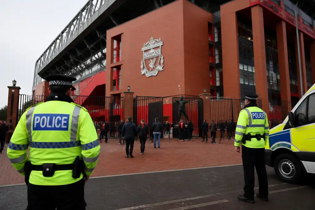 Liverpool FC legt 432 levenslange stadionverboden op en beslag €1,4 miljoen in strijd tegen ticketzwendel