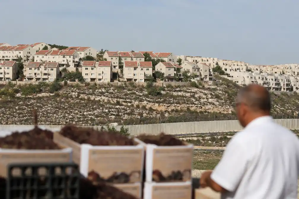 Nederland verbiedt vanaf september 2026 import uit Israëlische nederzettingen in bezette Westelijke Jordaanoever