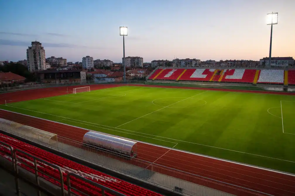Ajax begint seizoen met Conference League-voorronde tegen Vojvodina in Novi Sad