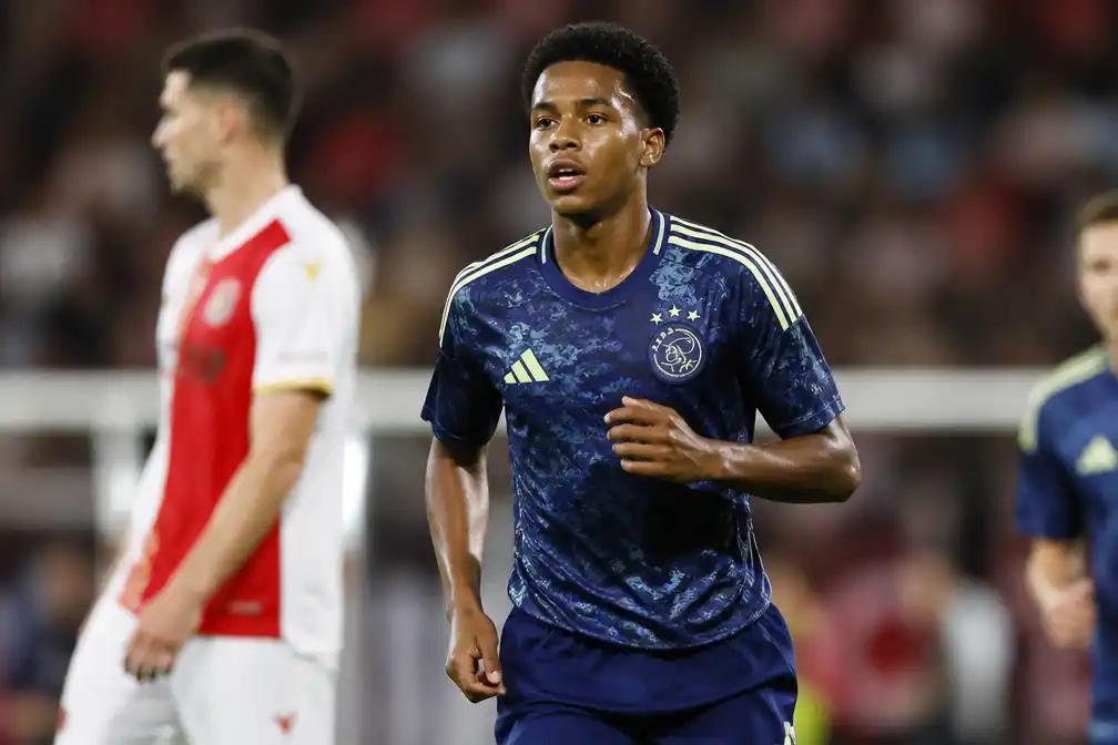 Ajax-tiener Mohamed Abdalla jongste Nederlandse doelpuntenmaker in Europa tegen Vojvodina
