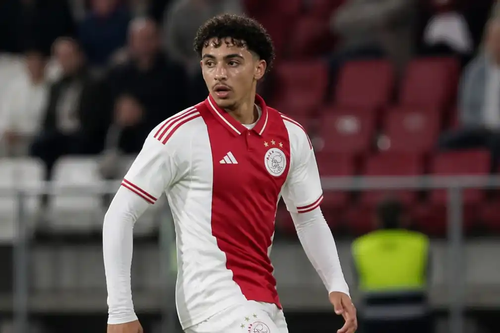 Ajax en Zakaria Ouazane ontbinden contract, aanvaller naar gezamenlijke academie Twente/Heracles