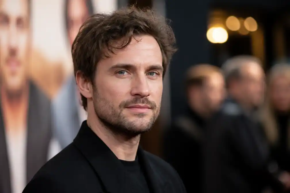 Acteur Robert de Hoog ontroerd door verjaardag van zoon Kees op Instagram