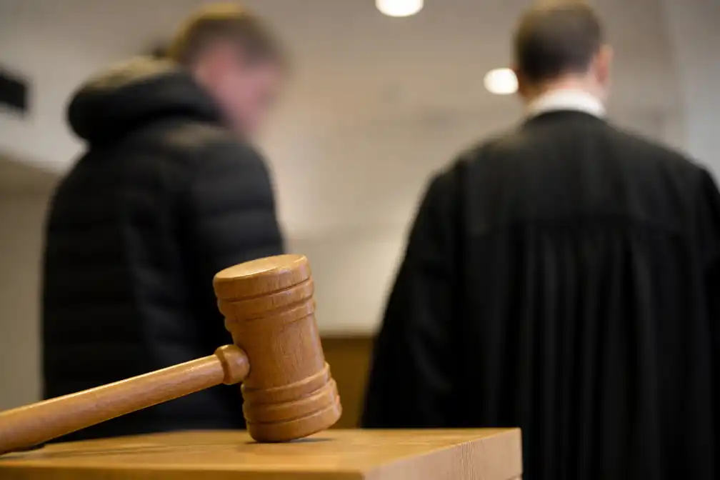 Veroordeelde 'pedojager' gestraft voor woningoverval Hellendoorn