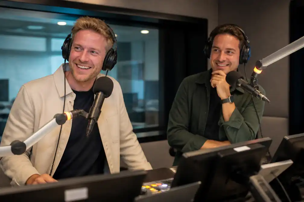 Wietze de Jager en Chris Bergström starten nieuwe ochtendshow op 100% NL