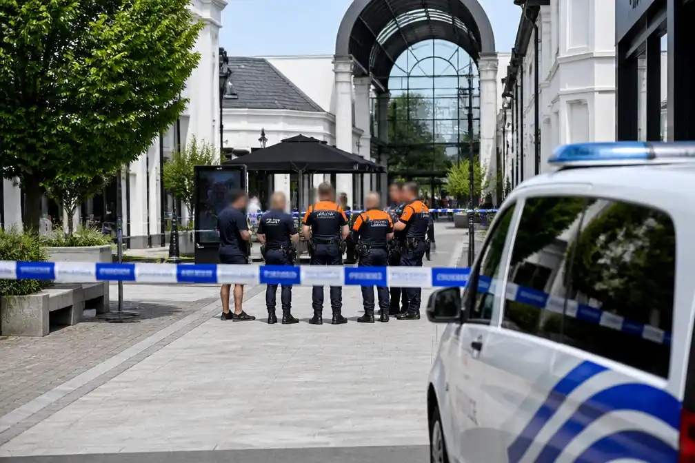 Maasmechelen Village ontruimd na bommelding per mail