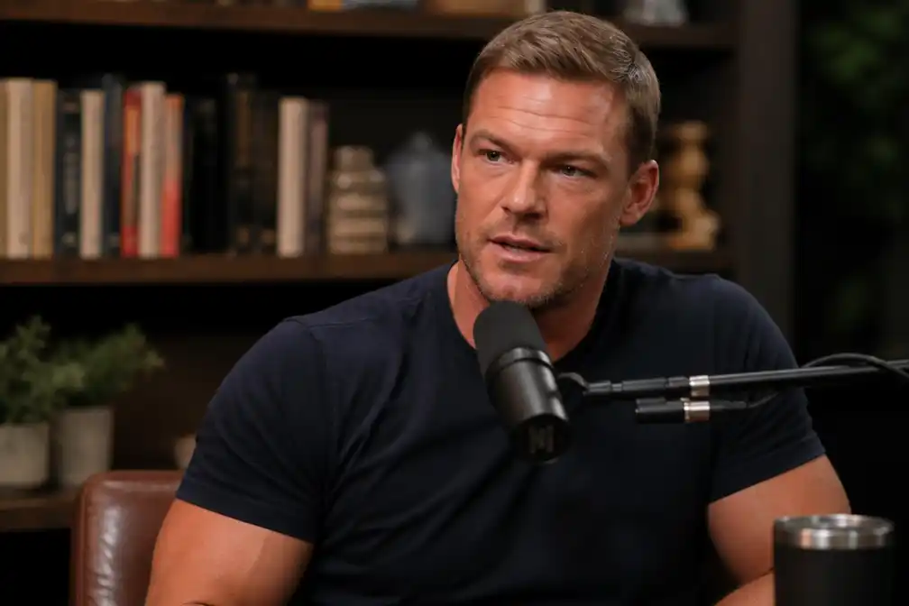 Alan Ritchson noemt vechtpartij met buurman 'engste' ervaring ooit