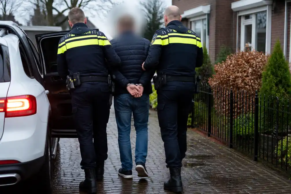 Moordverdachte uit Almelo opgepakt voor doodslag in Duitsland; buren opgelucht na jarenlange overlast