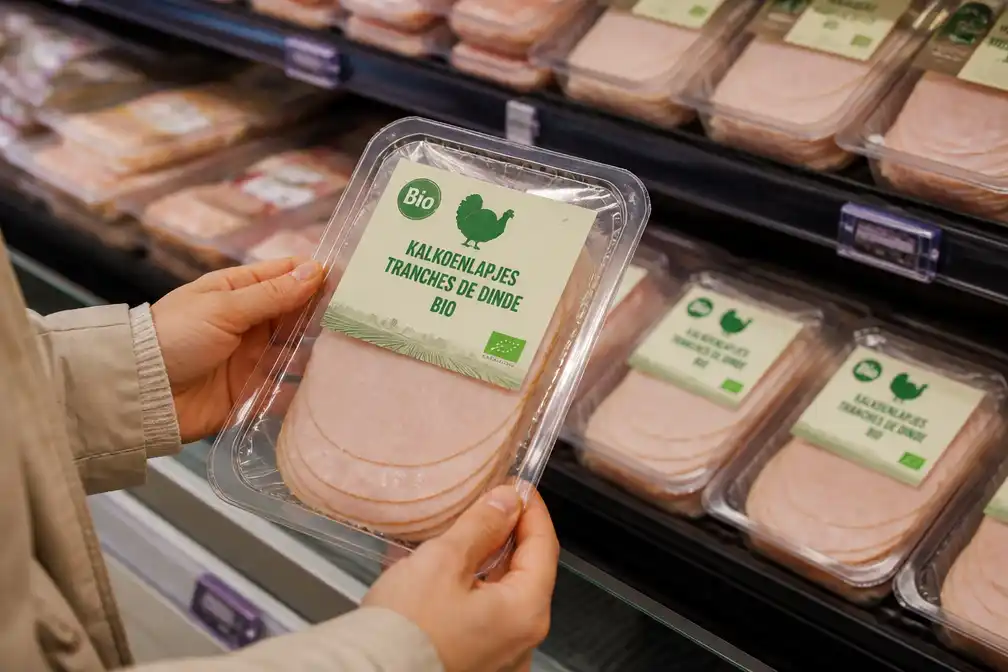 Delhaize roept biologische kalkoenlapjes terug om mogelijke salmonella
