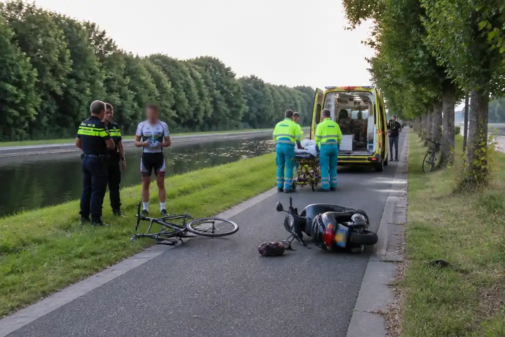 Fietser en bromfietser frontaal gebotst op jaagpad in Dilsen-Stokkem