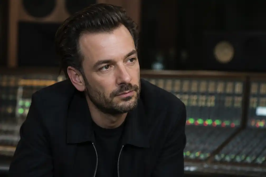 Editors-frontman Tom Smith leed aan oplichterssyndroom