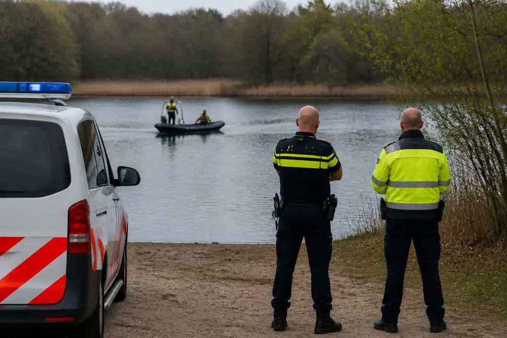 Lichamen gevonden in water in Groningen en Emmen op woensdag