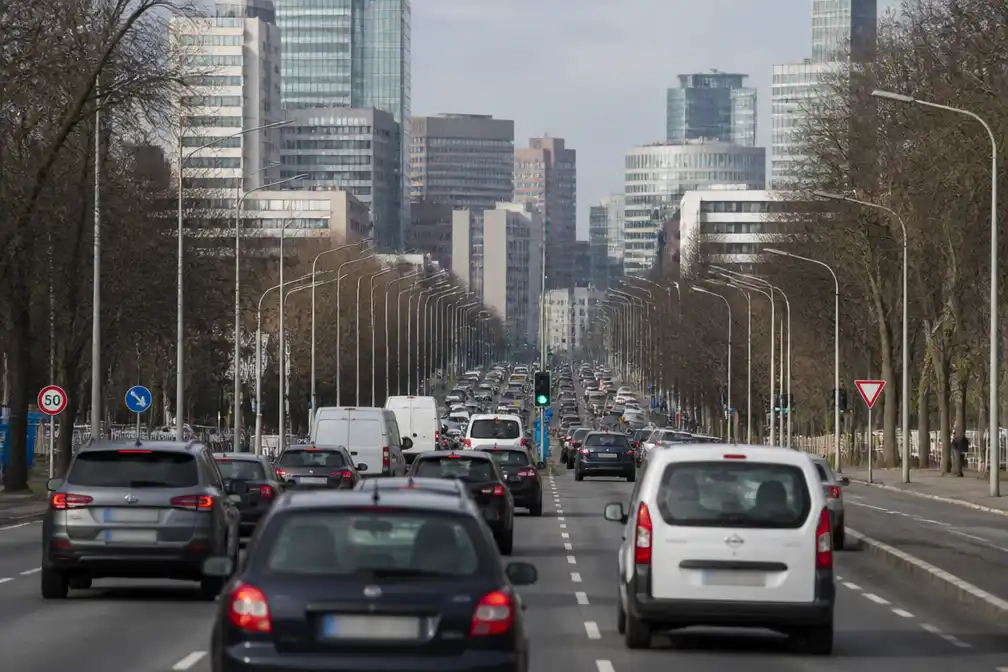 Bijna 75.000 Belgen verhuisden in 2025 naar ander gewest, Brussel verliest 37.000 inwoners