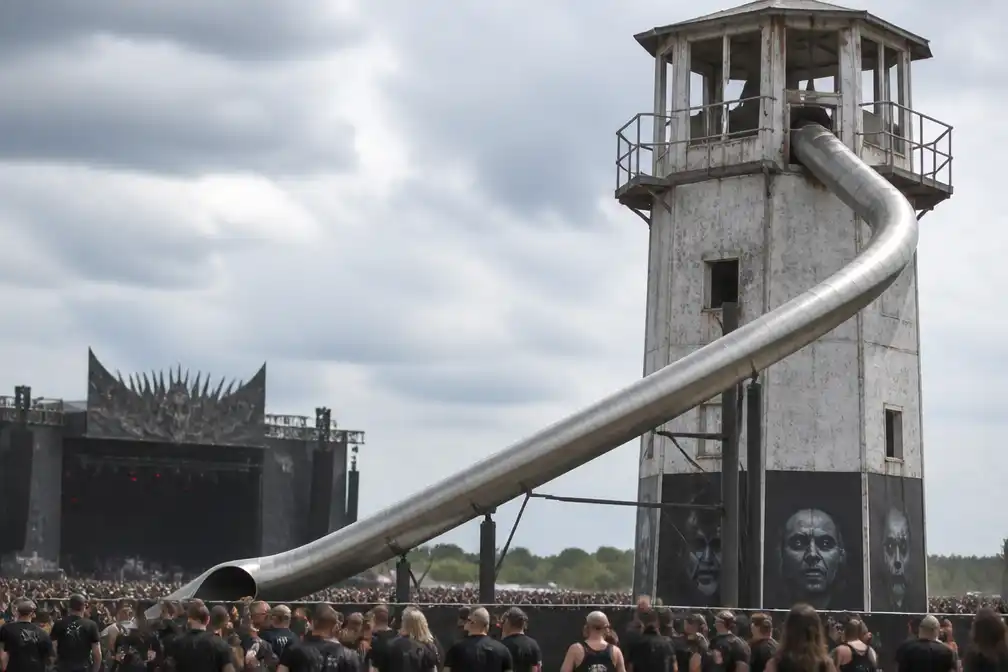 Metalfestival Alcatraz in Kortrijk krijgt 120 meter lange deathride vanuit gevangenistoren