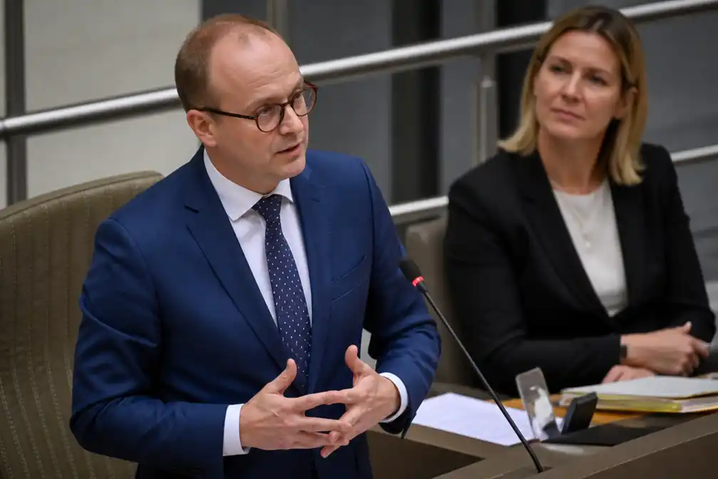 Vlaanderen haalt record van 694 miljoen euro aan schenkbelastingen binnen