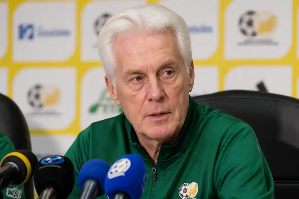 Hugo Broos (74) stopt na vijf jaar als bondscoach van Zuid-Afrika